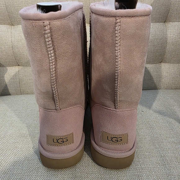 UGG Classic Short II Pink Winter Boots - Picture 5 of 8